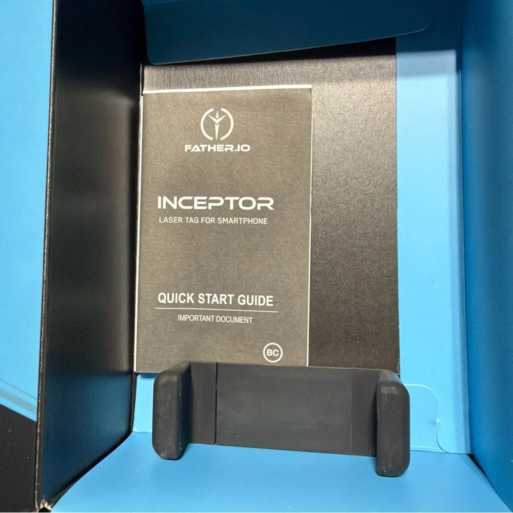Smartphone VR Headset - Black and Blue